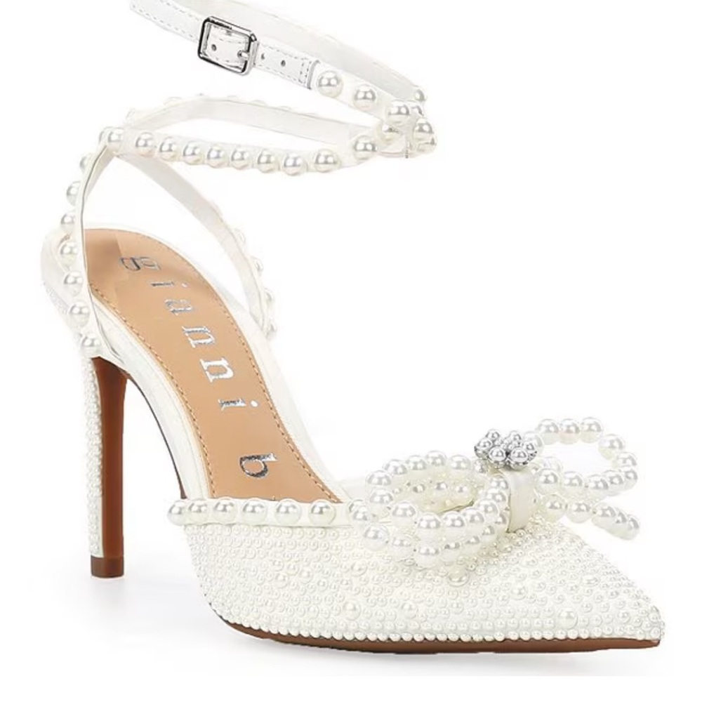 Gianni Bini White Taylinn Three Double Pearl Bow Dress Pumps